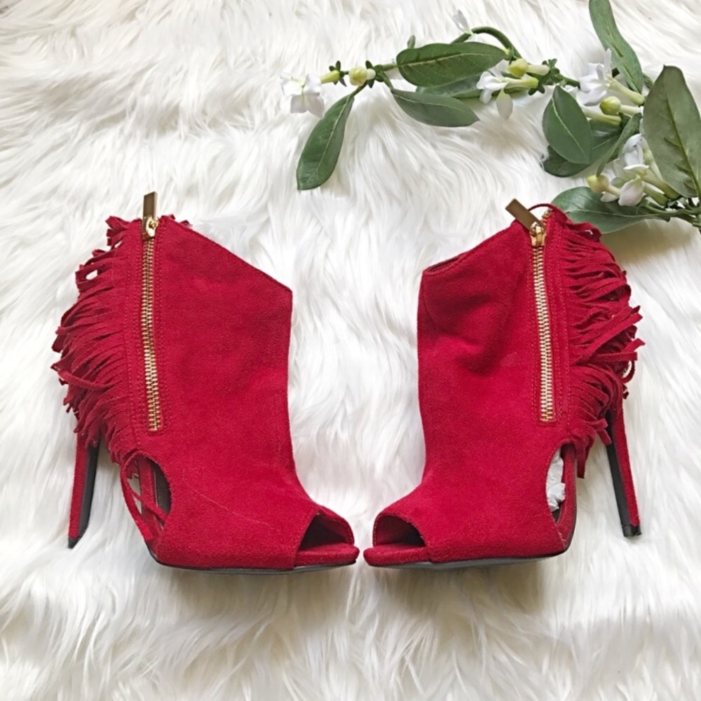 Red Fringe Stilettos- 🌶🌶HOTT🌶🌶